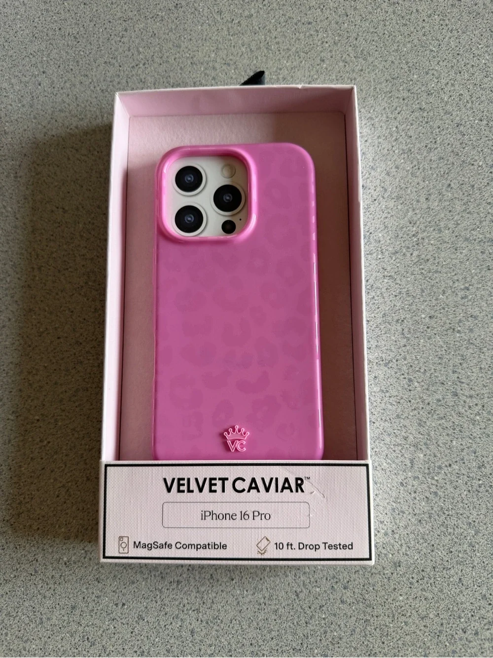 New Velvet Caviar iPhone 16 Pro Pink Leopard Cell Case & Phone Grip Magsafe